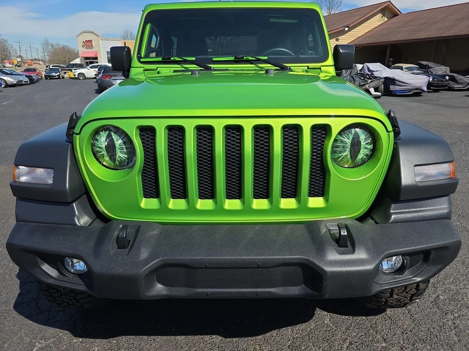 2019 Jeep JL Wrangler - Image 12 of 21