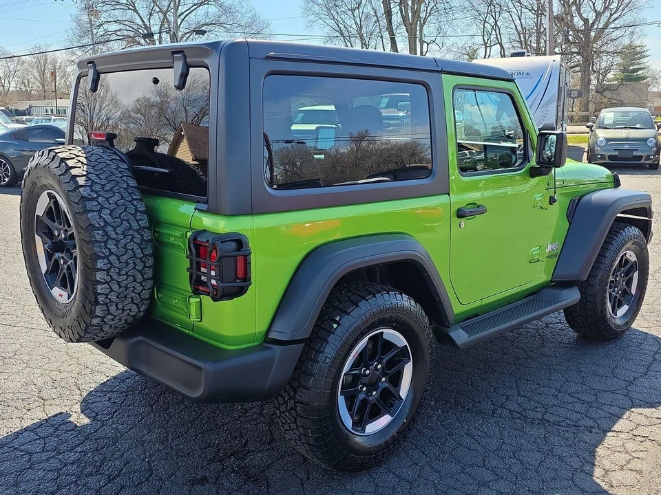 2019 Jeep JL Wrangler - Image 2 of 21