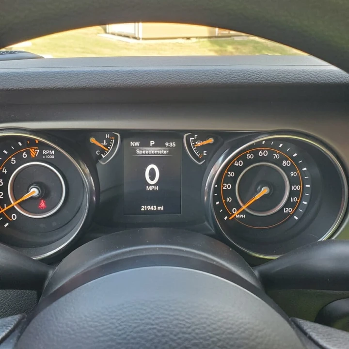 2019 Jeep JL Wrangler - Image 6 of 8
