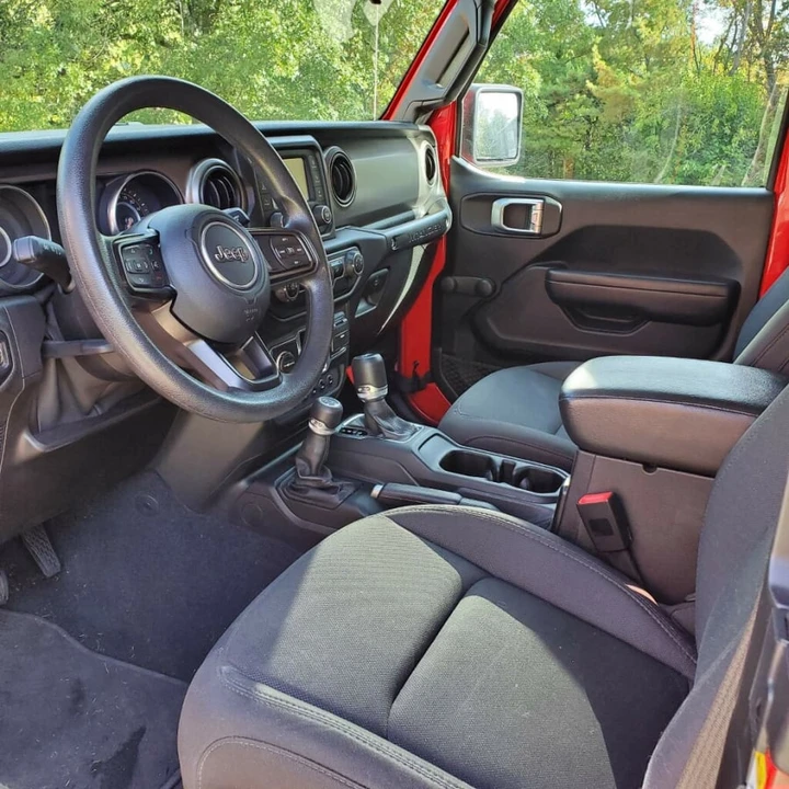 2019 Jeep JL Wrangler - Image 5 of 8