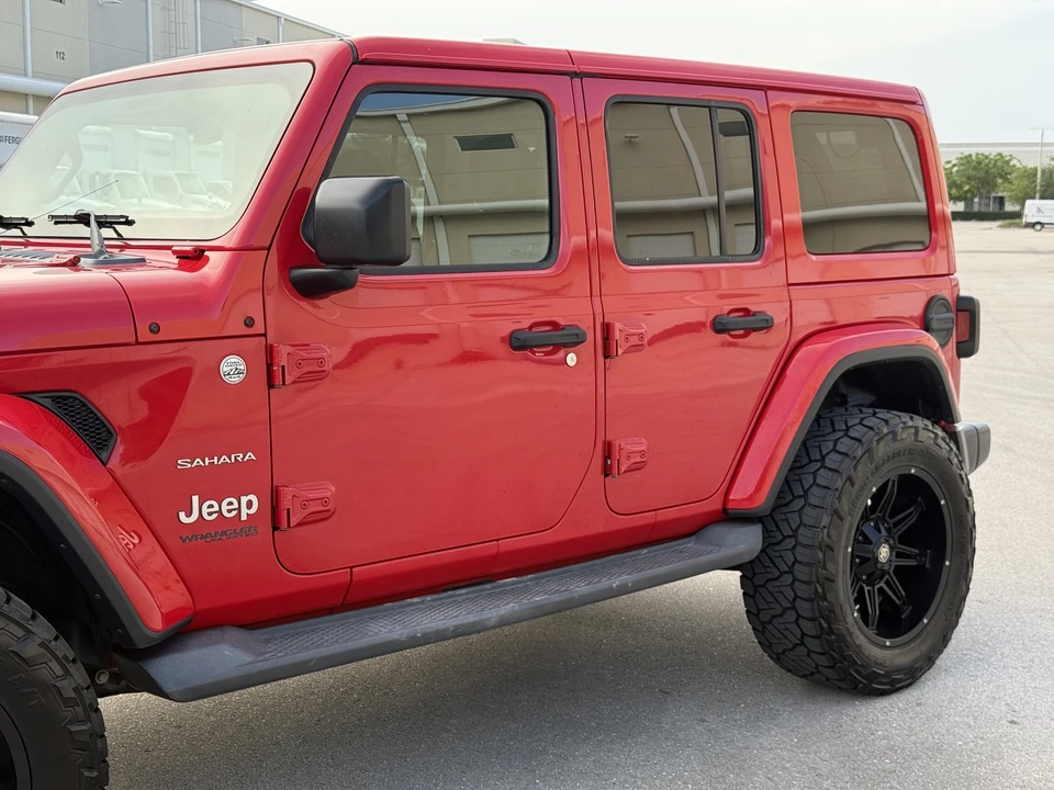 2019 Jeep JL Wrangler - Image 24 of 31