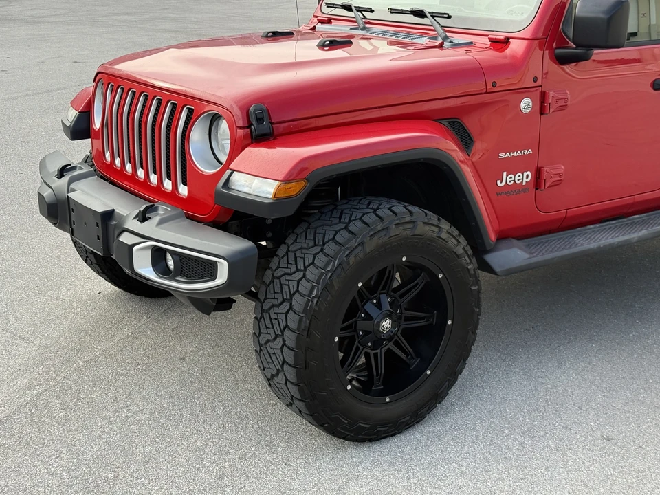 2019 Jeep JL Wrangler - Image 21 of 31