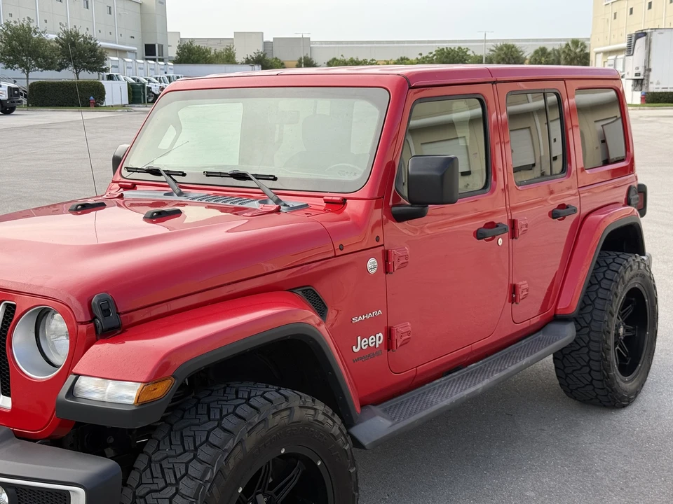 2019 Jeep JL Wrangler - Image 20 of 31