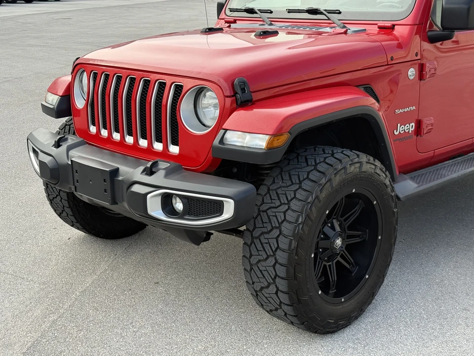 2019 Jeep JL Wrangler - Image 19 of 31