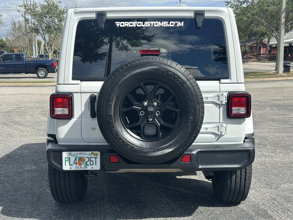 2019 Jeep JL Wrangler - Image 4 of 21