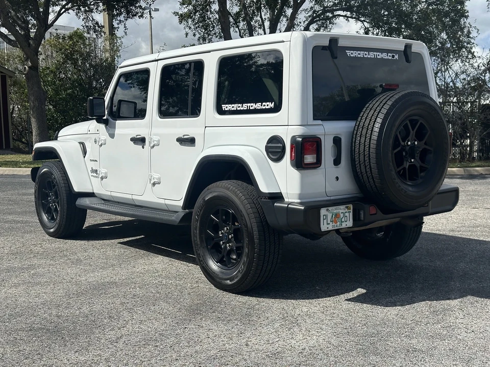 2019 Jeep JL Wrangler - Image 3 of 21