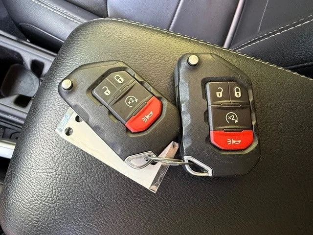 2019 Jeep JL Wrangler - Image 29 of 30