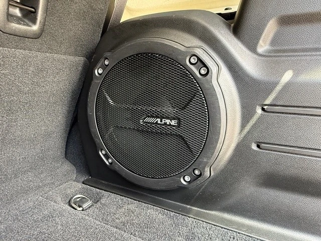 2019 Jeep JL Wrangler - Image 16 of 30