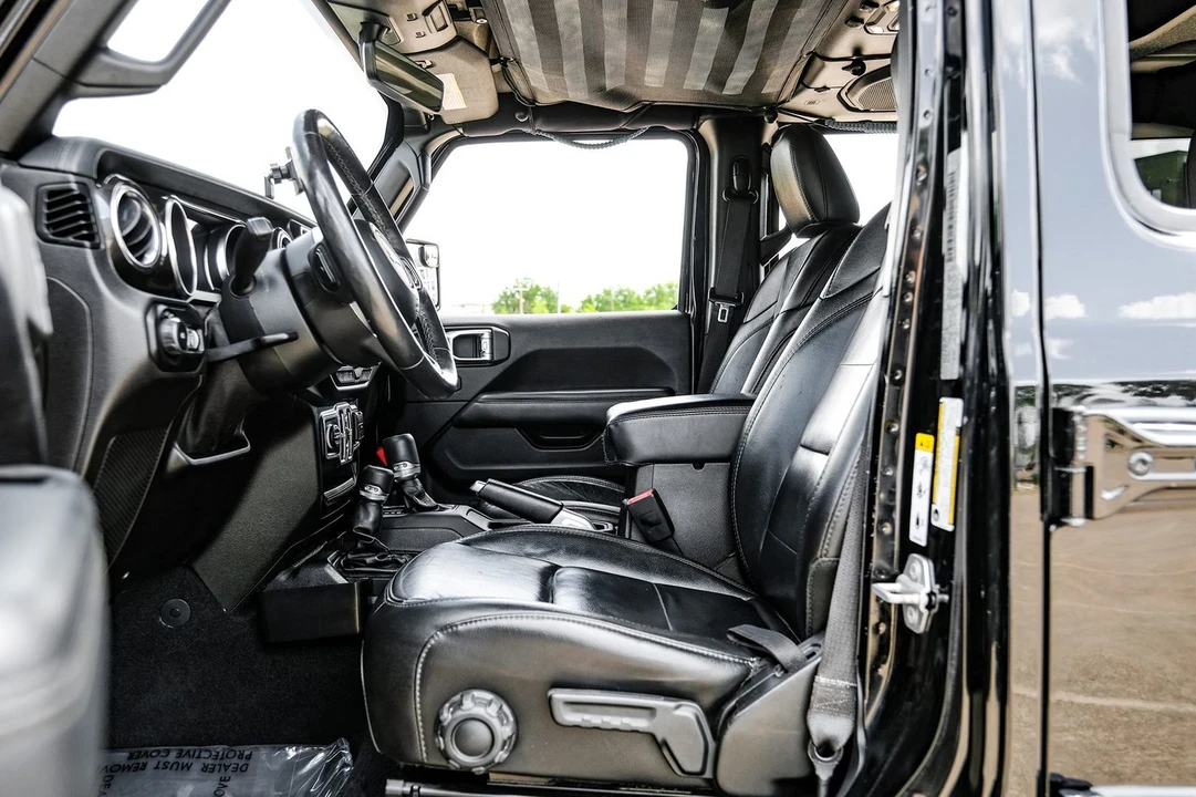 2019 Jeep JL Wrangler - Image 4 of 31