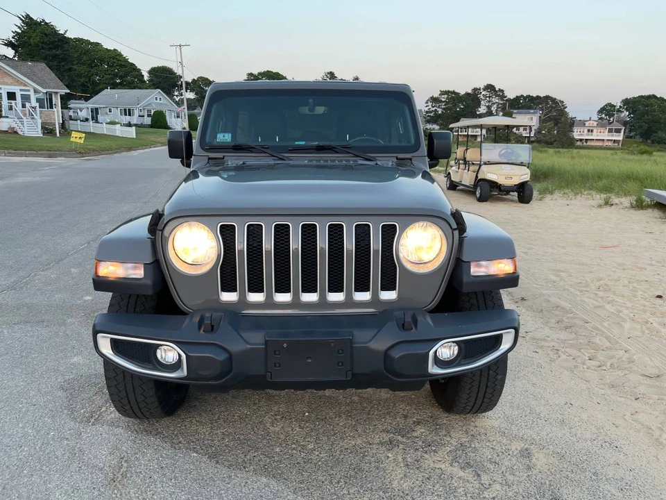 2019 Jeep JL Wrangler - Image 2 of 14