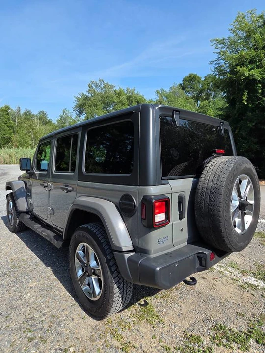 2019 Jeep JL Wrangler - Image 3 of 11