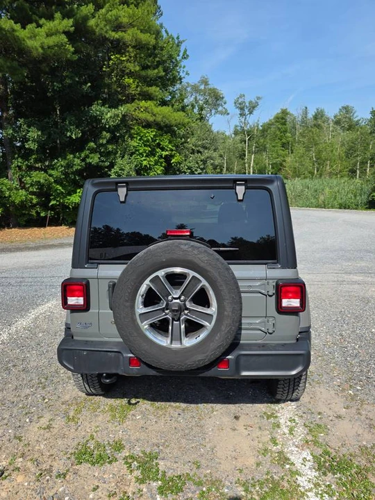 2019 Jeep JL Wrangler - Image 5 of 11