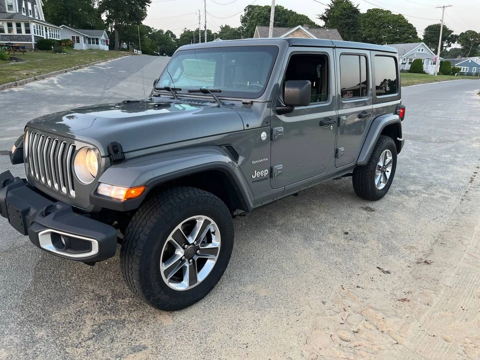 2019 Jeep JL Wrangler - Image 3 of 14