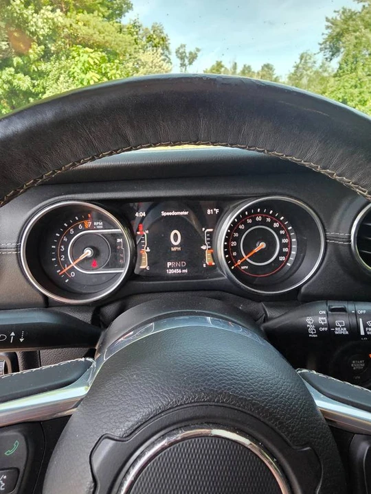 2019 Jeep JL Wrangler - Image 10 of 11