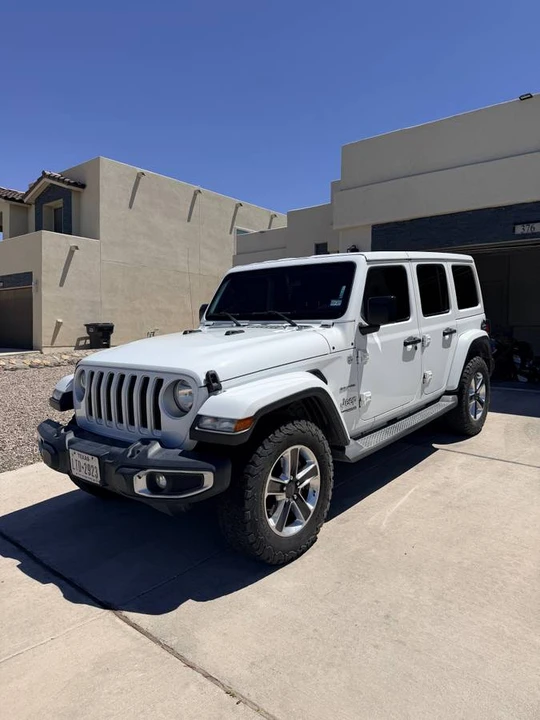 2019 Jeep JL Wrangler - Image 2 of 13