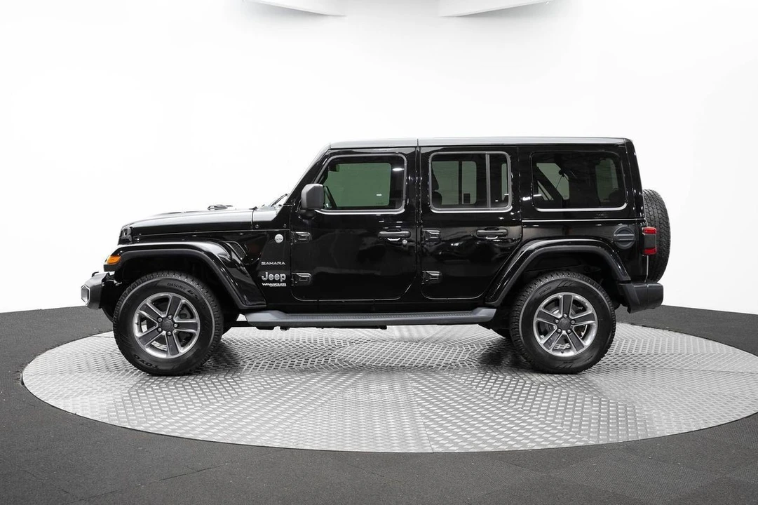 2019 Jeep JL Wrangler - Image 8 of 31