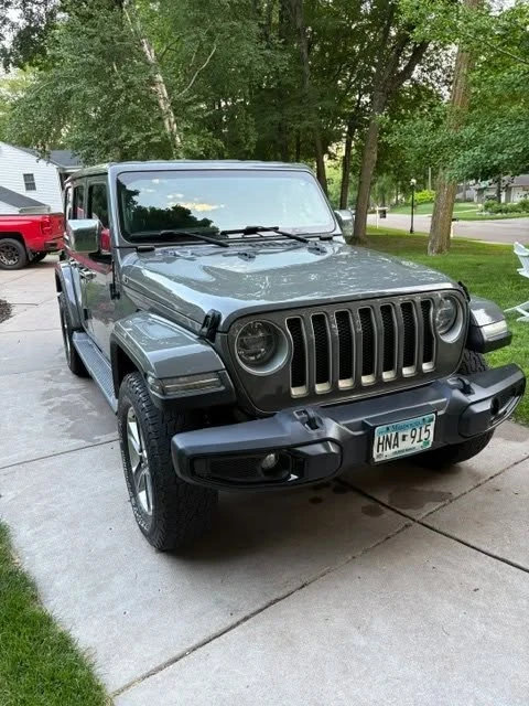 2019 Jeep JL Wrangler - Image 2 of 7