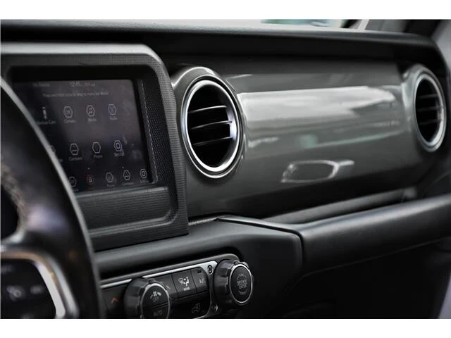 2019 Jeep JL Wrangler - Image 9 of 16