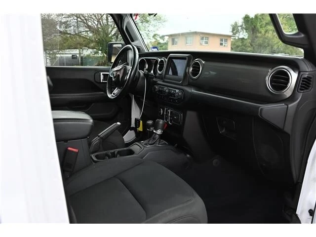 2019 Jeep JL Wrangler - Image 12 of 16