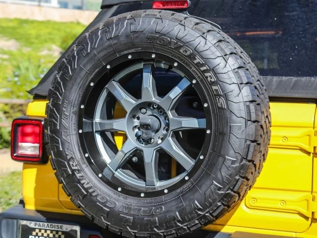 2019 Jeep JL Wrangler - Image 15 of 31
