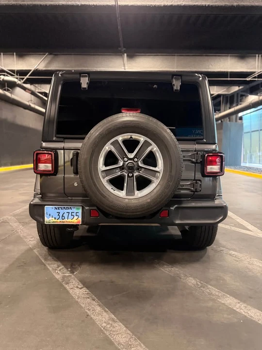 2019 Jeep JL Wrangler - Image 9 of 10