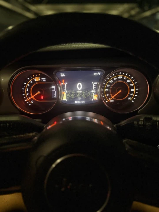 2019 Jeep JL Wrangler - Image 6 of 10