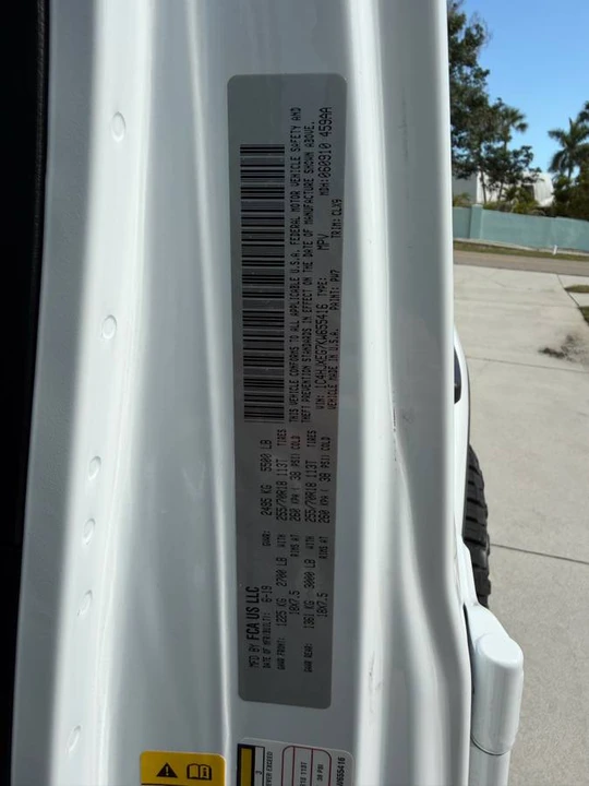 2019 Jeep JL Wrangler - Image 8 of 18
