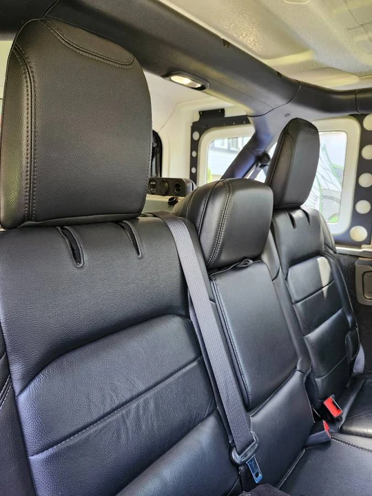 2019 Jeep JL Wrangler - Image 7 of 14