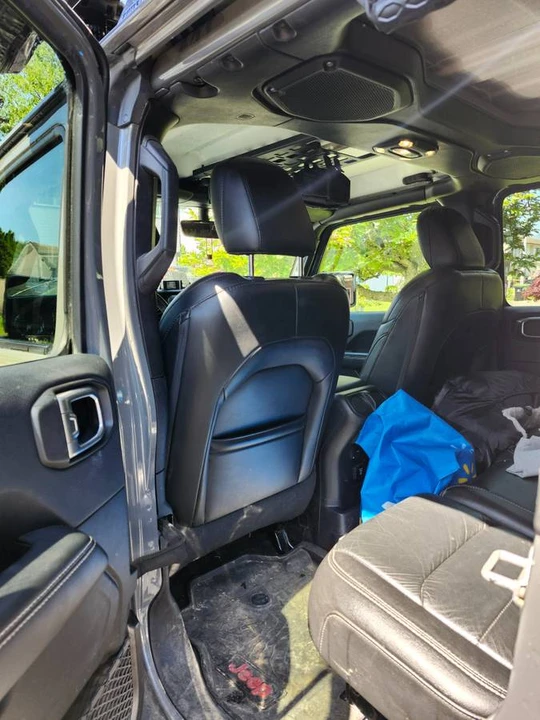 2019 Jeep JL Wrangler - Image 4 of 14