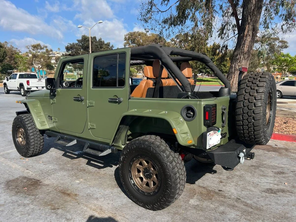 2019 Jeep JL Wrangler - Image 4 of 11
