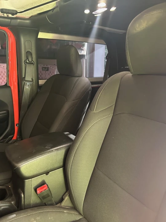 2019 Jeep JL Wrangler - Image 23 of 27