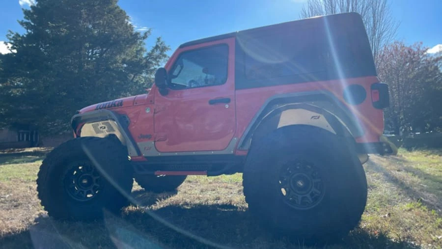 2019 Jeep JL Wrangler - Image 10 of 27