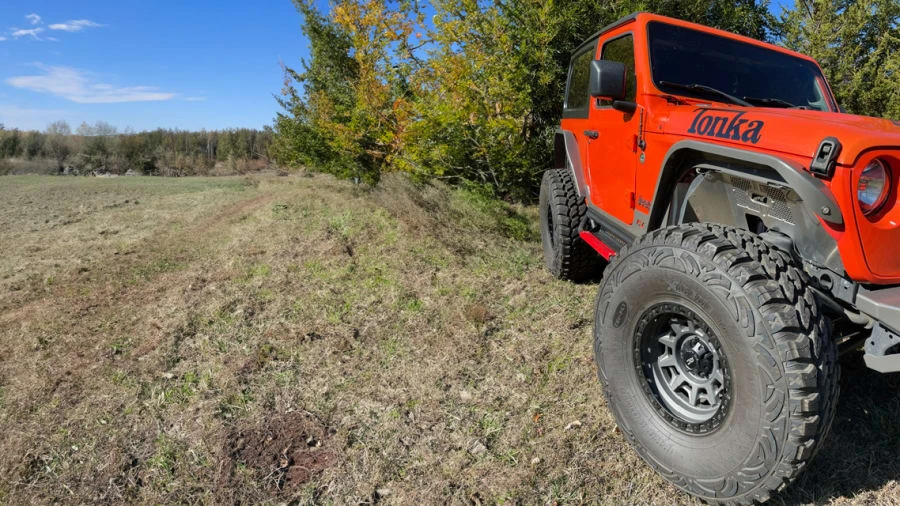 2019 Jeep JL Wrangler - Image 11 of 27