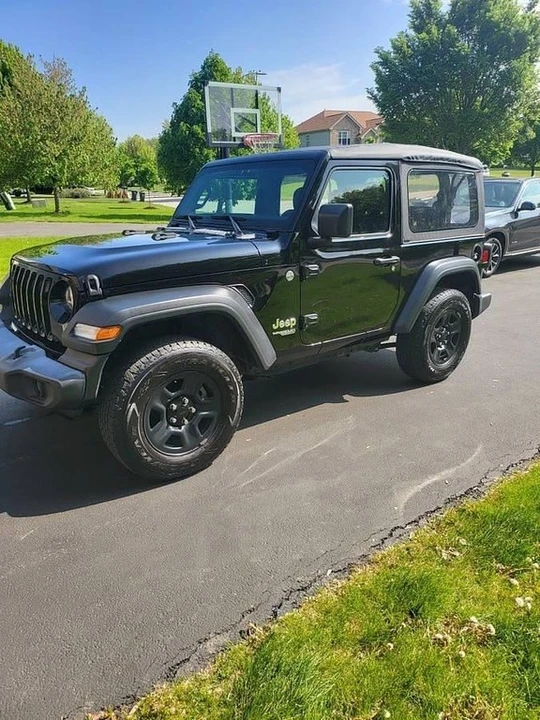 2019 Jeep JL Wrangler - Image 2 of 16