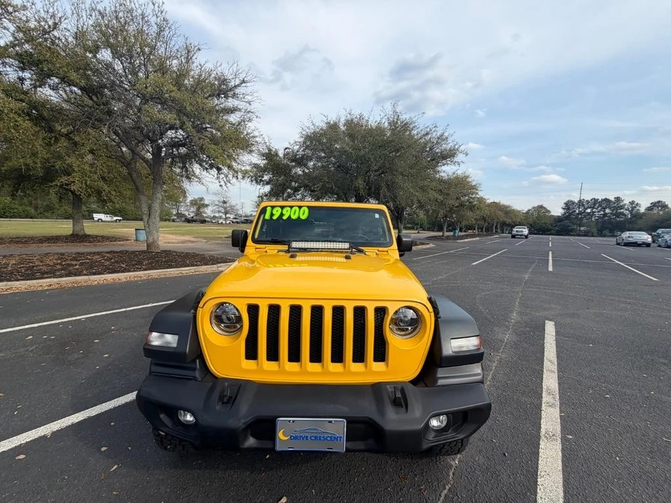 2019 Jeep JL Wrangler - Image 16 of 17