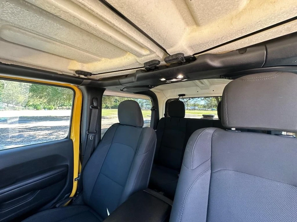 2019 Jeep JL Wrangler - Image 7 of 17