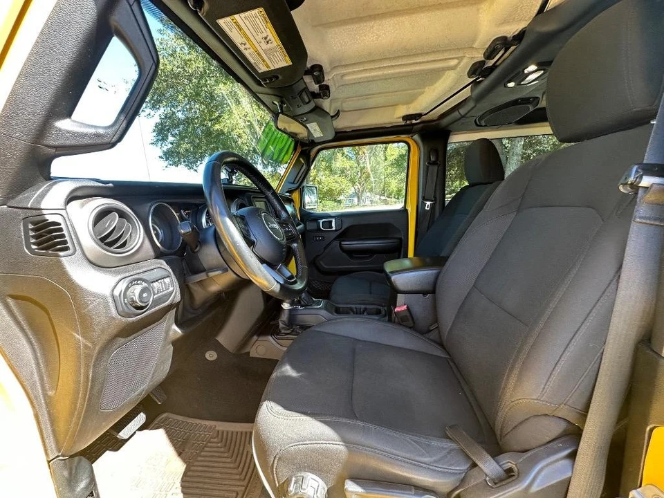 2019 Jeep JL Wrangler - Image 5 of 17