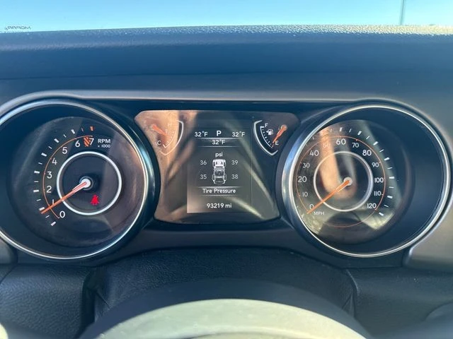 2019 Jeep JL Wrangler - Image 10 of 12