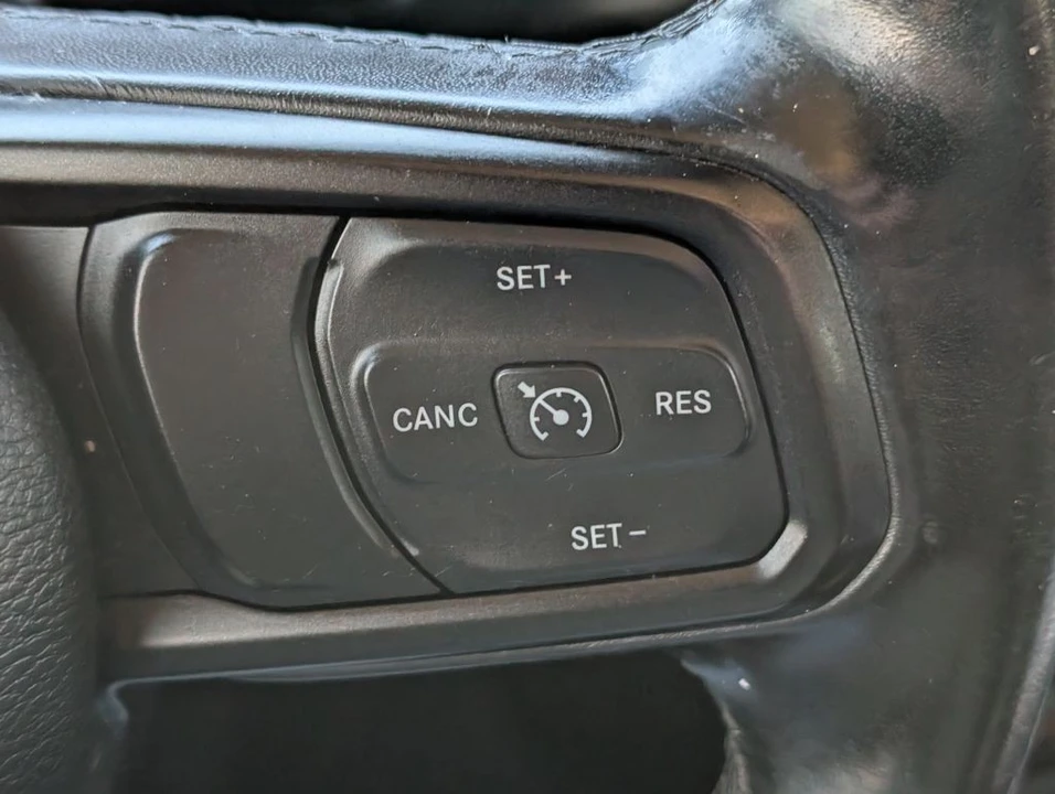 2019 Jeep JL Wrangler - Image 12 of 21