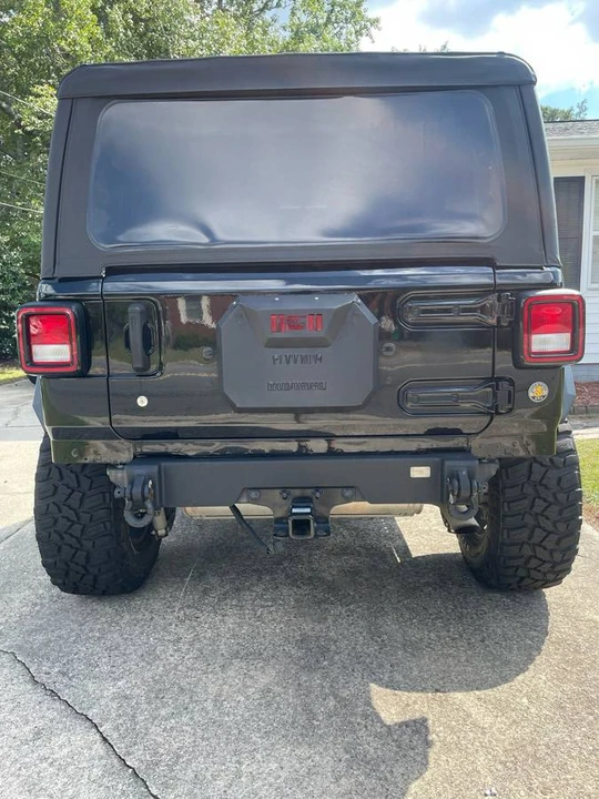 2019 Jeep JL Wrangler - Image 5 of 10
