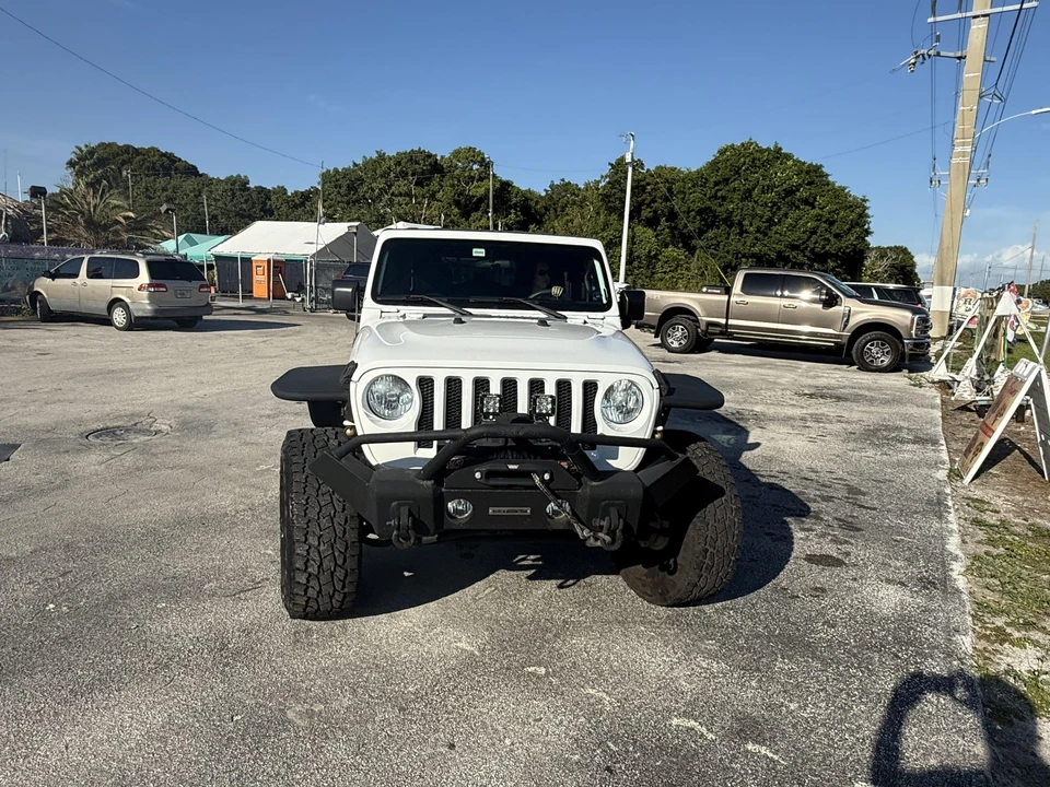 2019 Jeep JL Wrangler - Image 4 of 31
