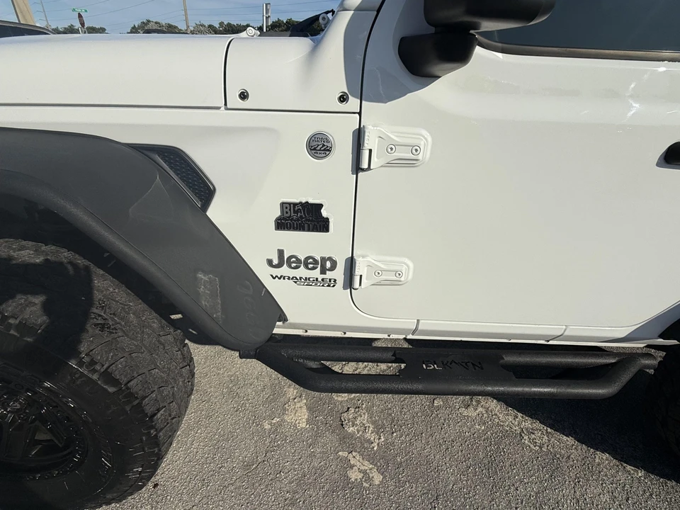 2019 Jeep JL Wrangler - Image 21 of 31
