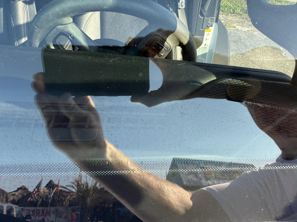 2019 Jeep JL Wrangler - Image 27 of 31