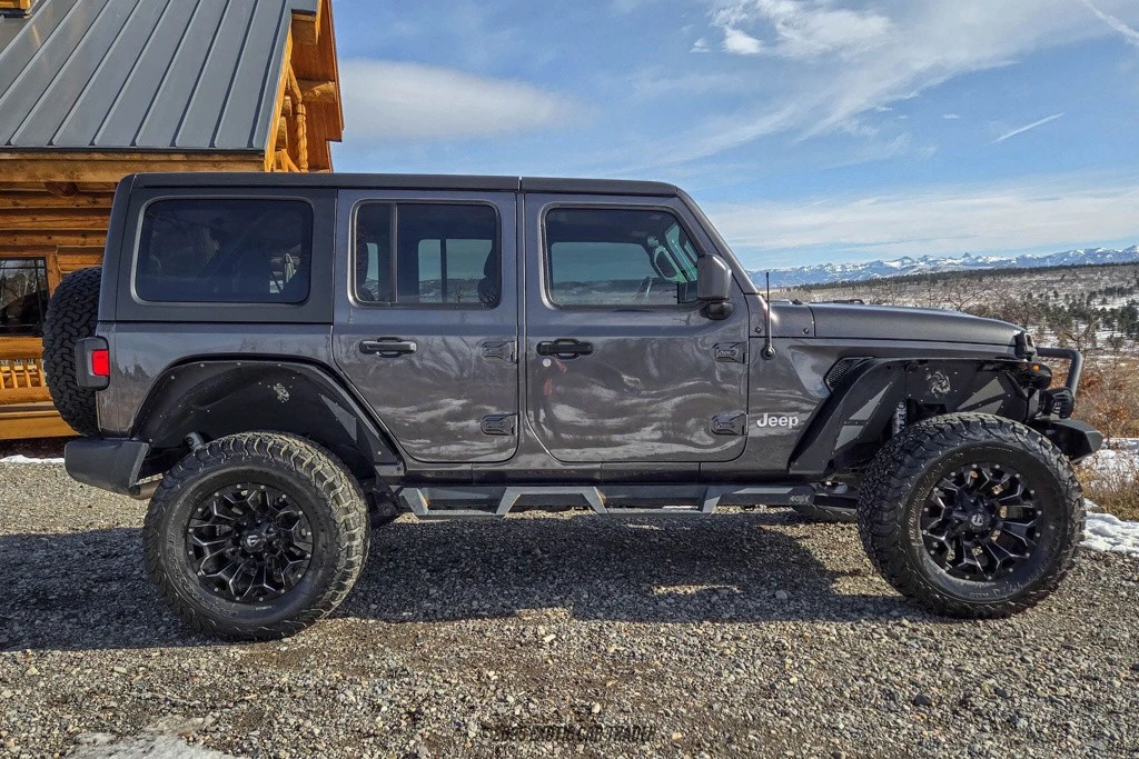 2019 Jeep JL Wrangler - Image 9 of 12