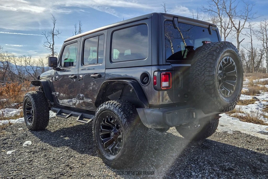 2019 Jeep JL Wrangler - Image 6 of 12