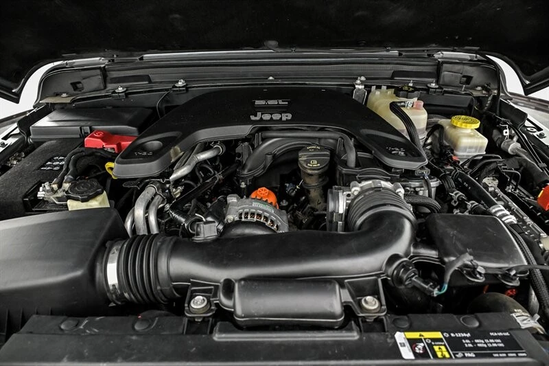 2019 Jeep JL Wrangler - Image 12 of 26