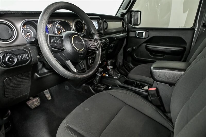 2019 Jeep JL Wrangler - Image 14 of 26