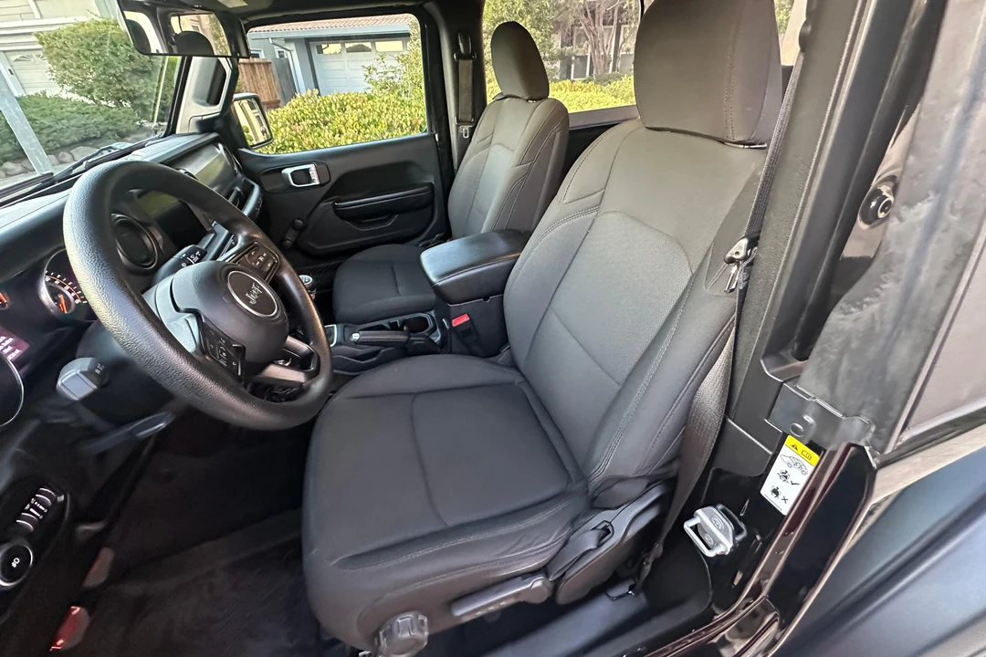 2019 Jeep JL Wrangler - Image 28 of 31