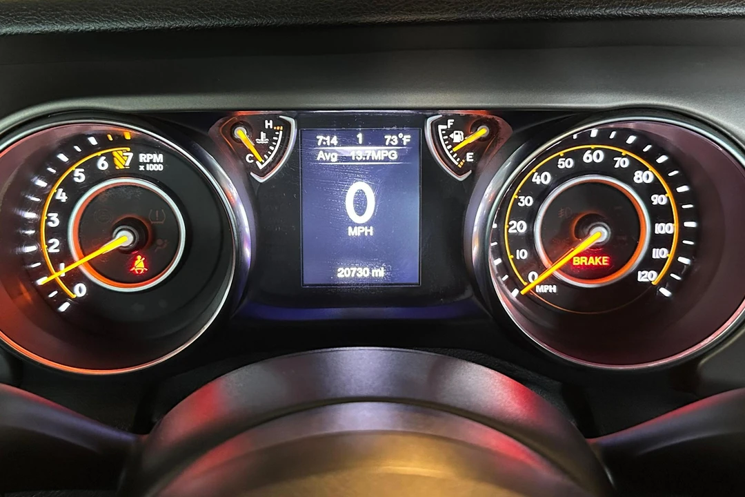 2019 Jeep JL Wrangler - Image 30 of 31