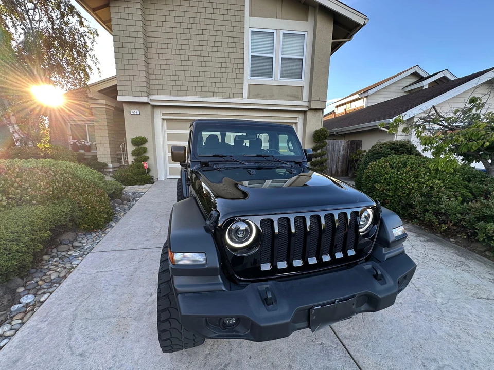 2019 Jeep JL Wrangler - Image 16 of 31